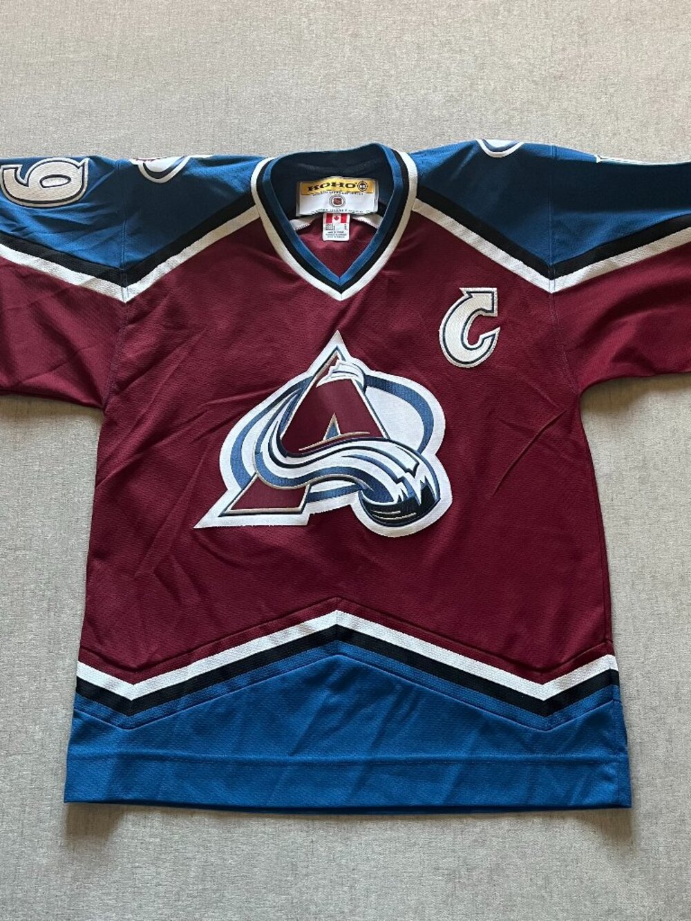 Vintage Joe Sakic Colorado Avalanche Koho Jersey Adult M Burgundy Blue NHL #19